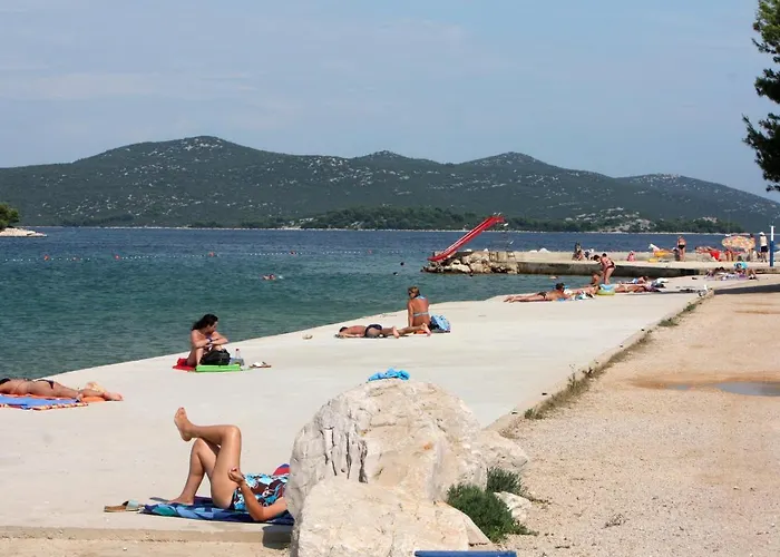 Family Friendly House With A Swimming Pool Jezera, Murter - 5124 Casa de Férias Jezera