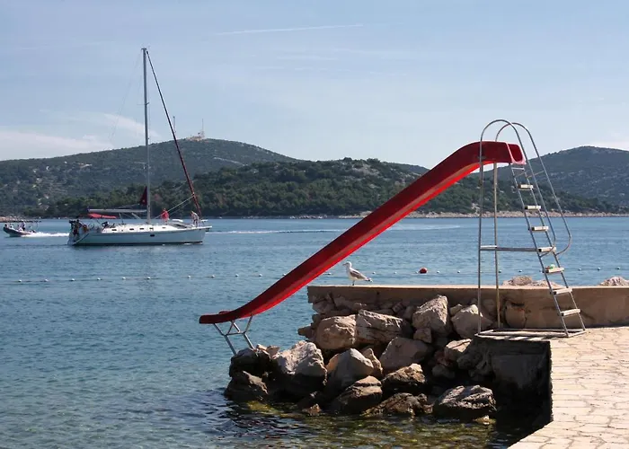 Family Friendly House With A Swimming Pool Jezera, Murter - 5124 Casa de Férias Jezera