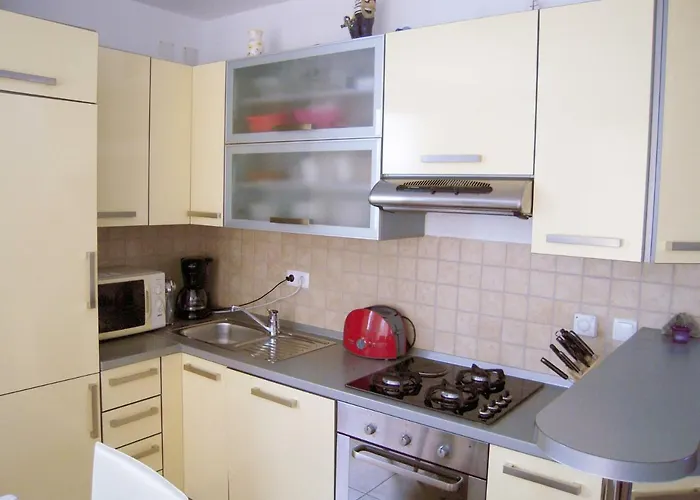 Family Friendly House With A Swimming Pool Jezera, Murter - 5124 Дом отдыха Езера